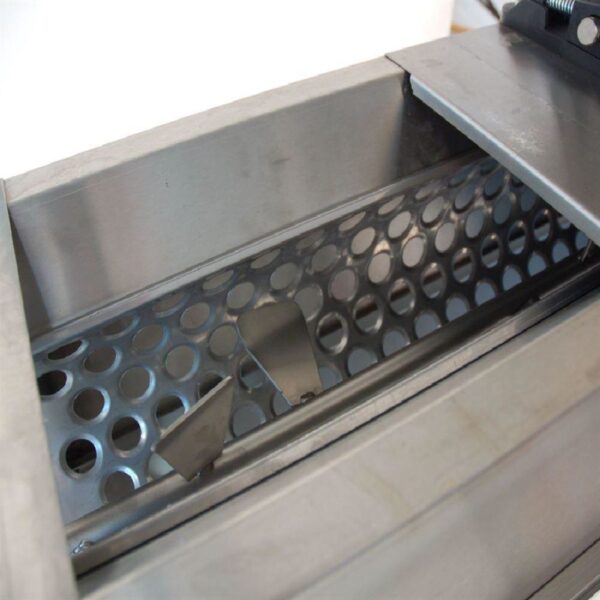 zdrobitor-de-struguri-electric-integral-din-inox-cu-desciorchinator-si-snec-750-w-1500-kg-h-3 zdrobitor-de-struguri-electric-integral-din-inox-cu-desciorchinator-si-snec-750-w-1500-kg-h-3